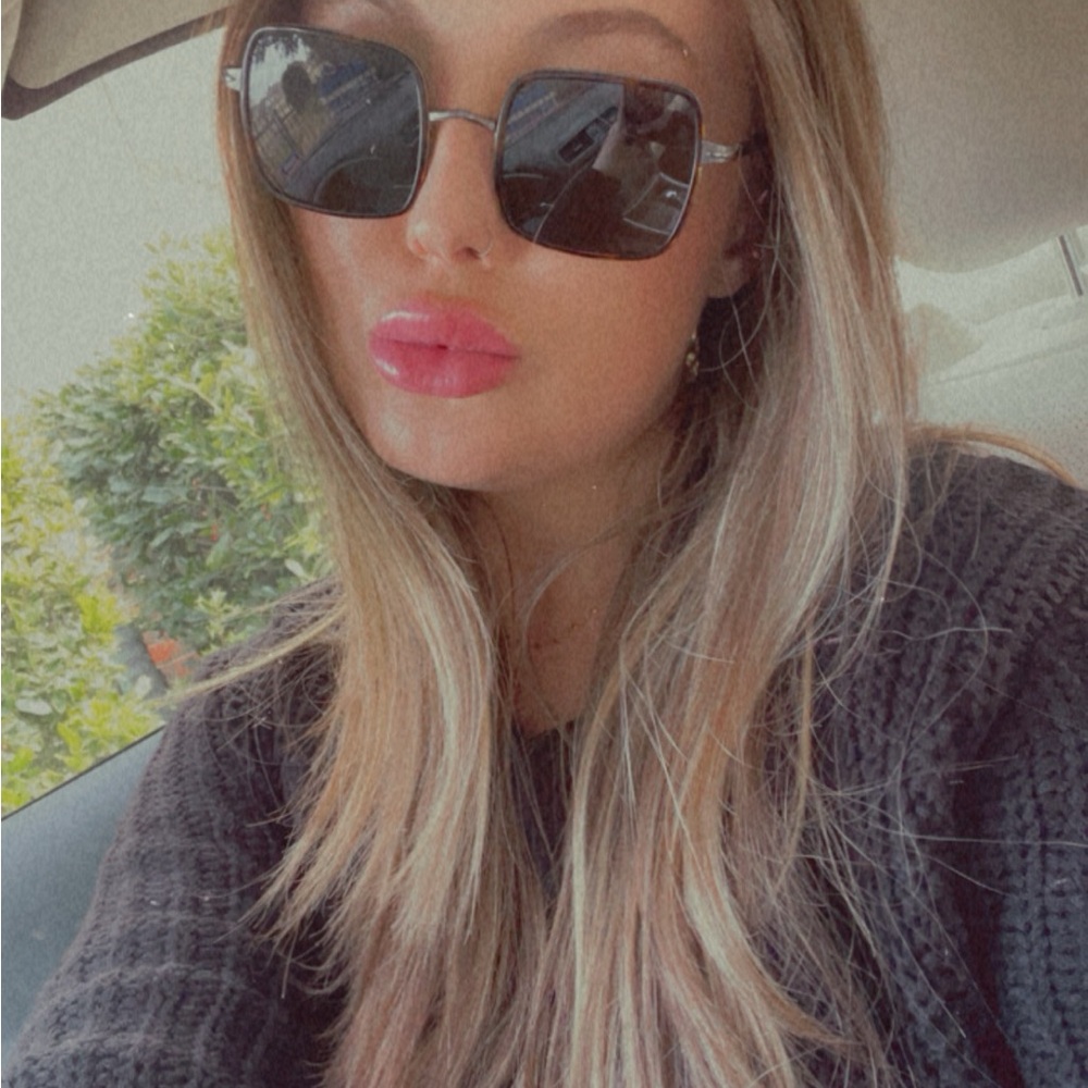 Meet your Posher, Trinity